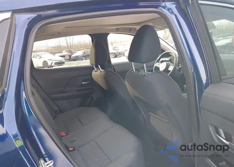 2025 Nissan Kicks Sv Intelligent Awd z USA, uszkodzony, nr VIN 3N8AP6CB4SL407491